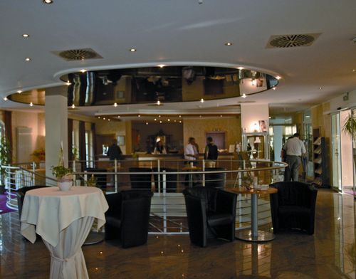 Hotel Lahnschleife Вайльбурґ Інтер'єр фото